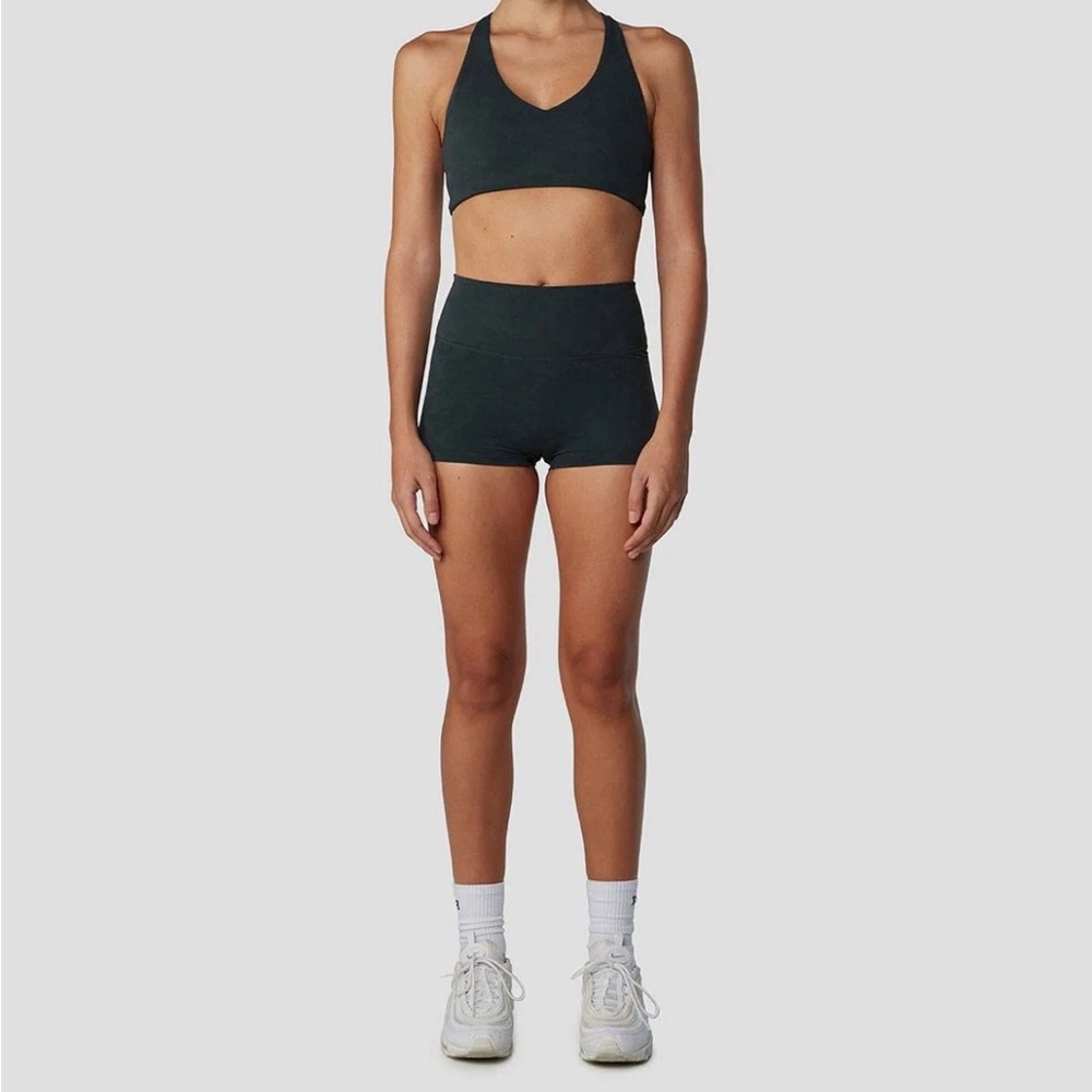 Crop shop boutique Serenity scrunch shorts 2” Forest Green fits like a M